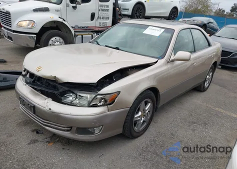 2001 Lexus Es 300 из США, поврежденный, VIN JT8BF28G810329307